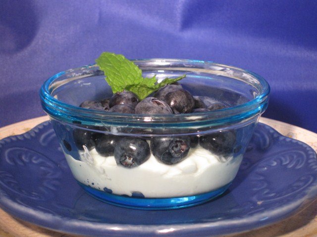 Yogurt with Berries