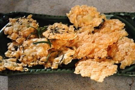 Rosemary Cheese Chips