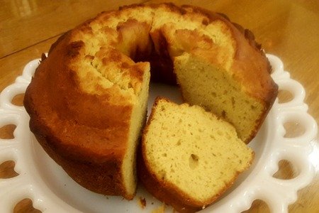 Doc’s Tropical Banana Pound Cake