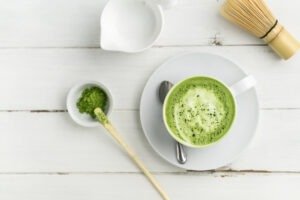Does Drinking Water Help With Weight Loss? 2 Healthy-Matcha-Latte